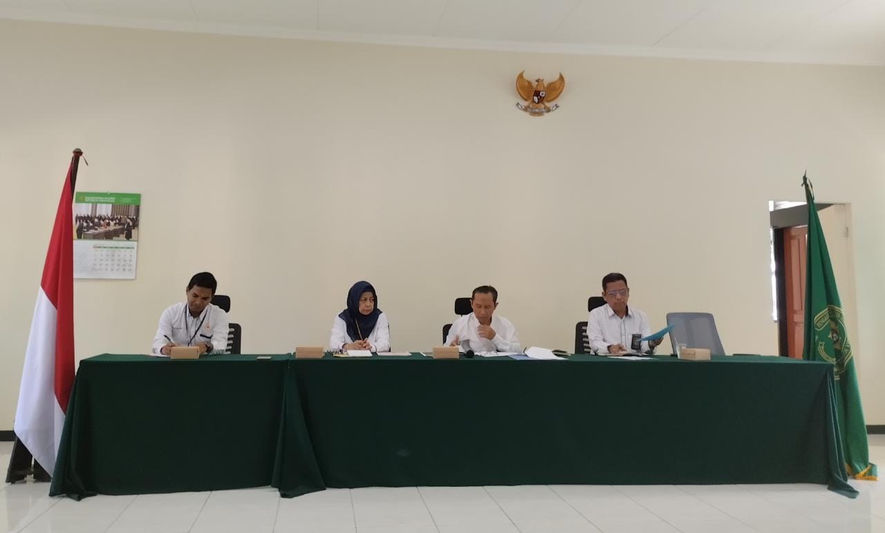 rapat juli