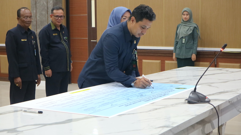 penandatanganan pakta17